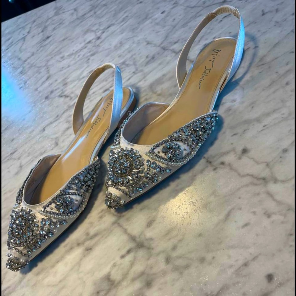 Betsey Johnson Molly Flat